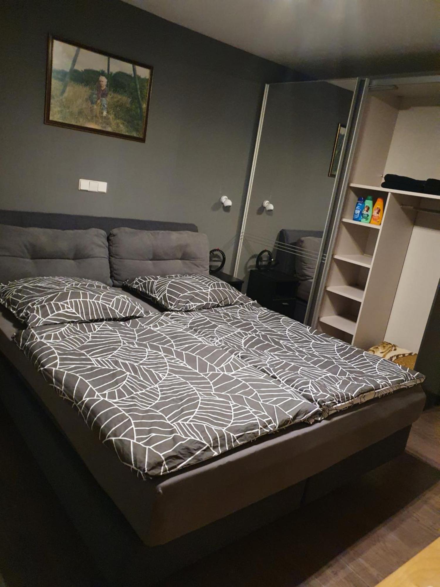 Schlafzimmer, Ruhige Lage In Meppen --- Check-In Mit Schluesselkasten Eksteriør bilde